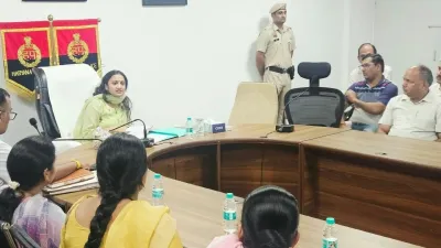 रेवाड़ी पुलिस लाइन में ASP दीपिका अग्रवाल ने की RWA बैठक, सुनीं समस्याएं; दिए समाधान के निर्देश