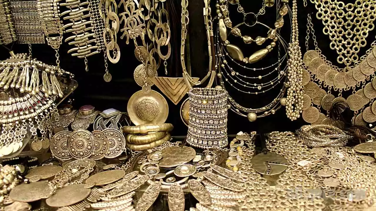 चांदी के गहने खरीदने से पहले जान लें नया नियम, नकली का डर खत्म!
