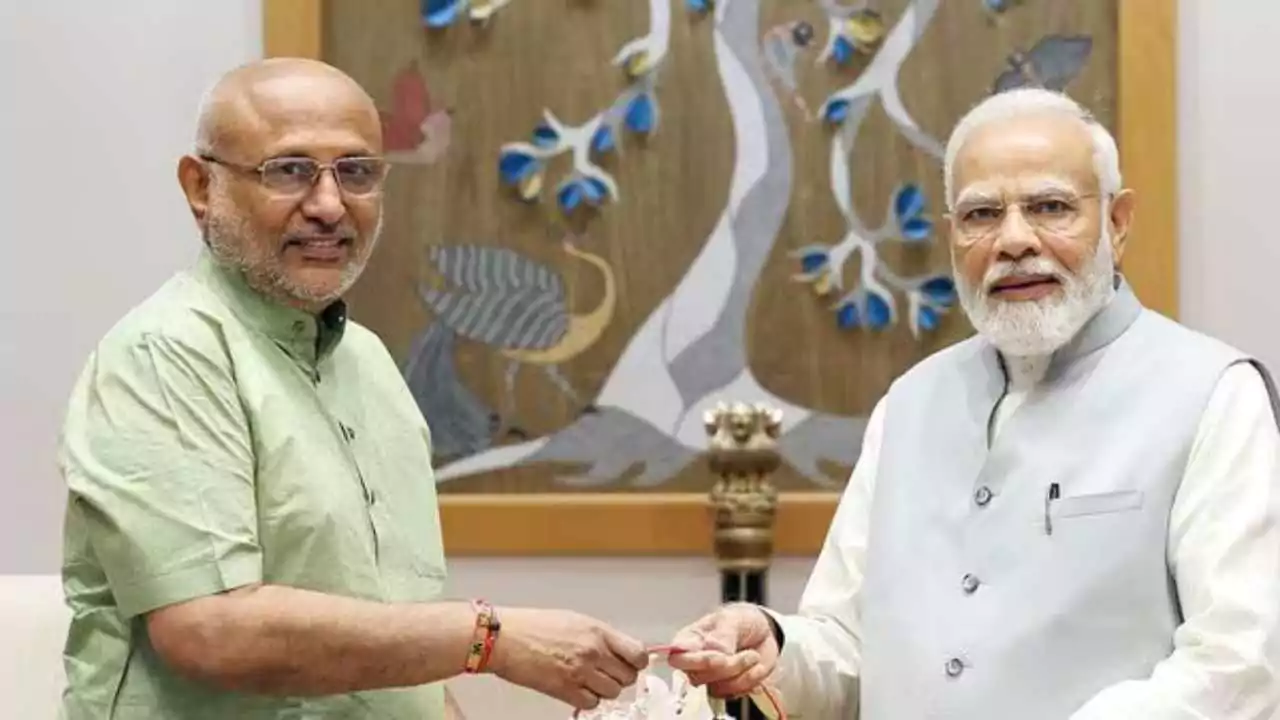 सीपी राधाकृष्णन बने भारत के नए उपराष्ट्रपति, 452 वोटों से जीत, जानिए कौन है सीपी राधाकृष्णन