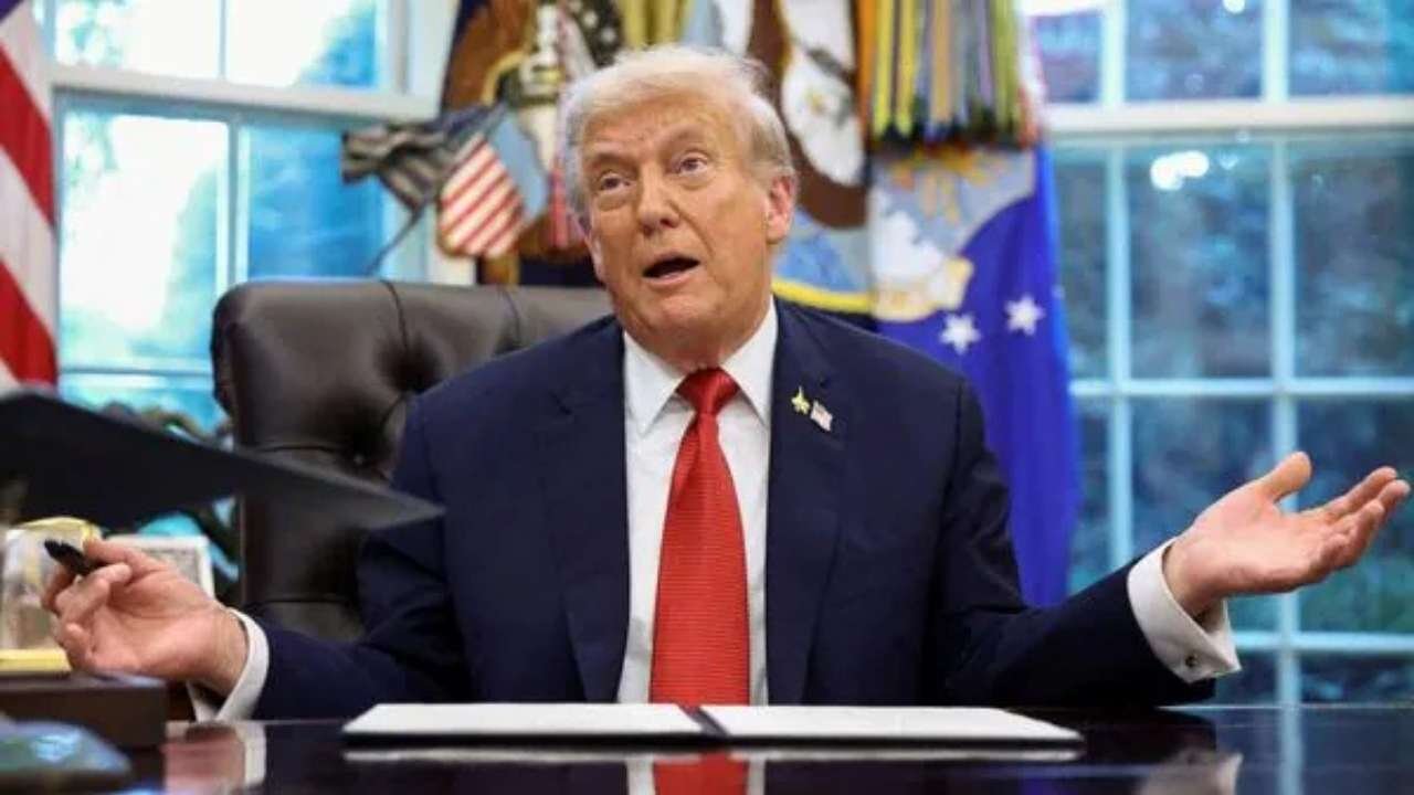 US Shutdown Crisis Worsens: Tough Trump Policy Exacerbates Situation, Salaries of Millions of Workers Stalemates Due to Senate Rifts