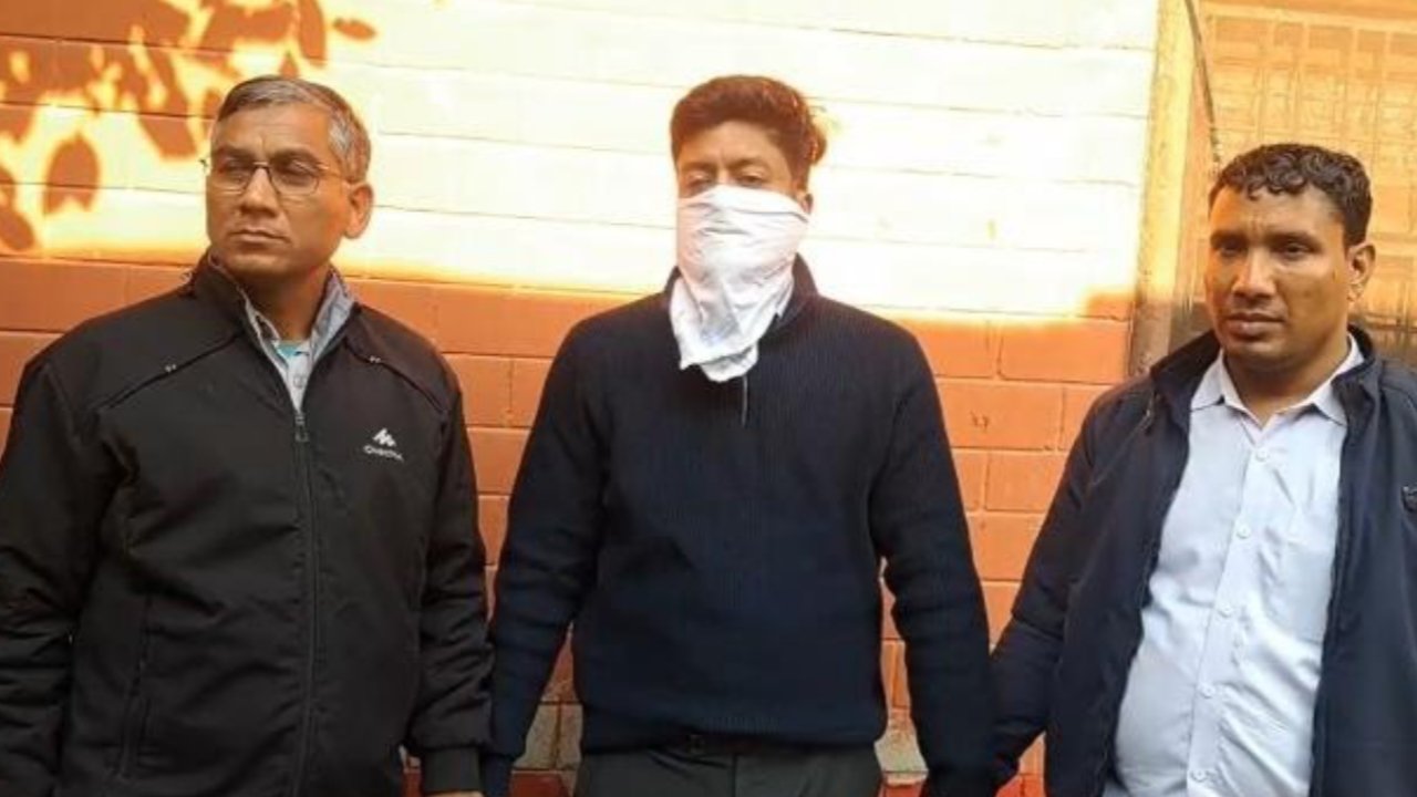 रेवाड़ी में रिश्वतकांड का पर्दाफाश: बीडीपीओ सौरव उपाध्याय 35 हजार की घूस लेते रंगे हाथ पकड़े, प्रशासन में हड़कंप