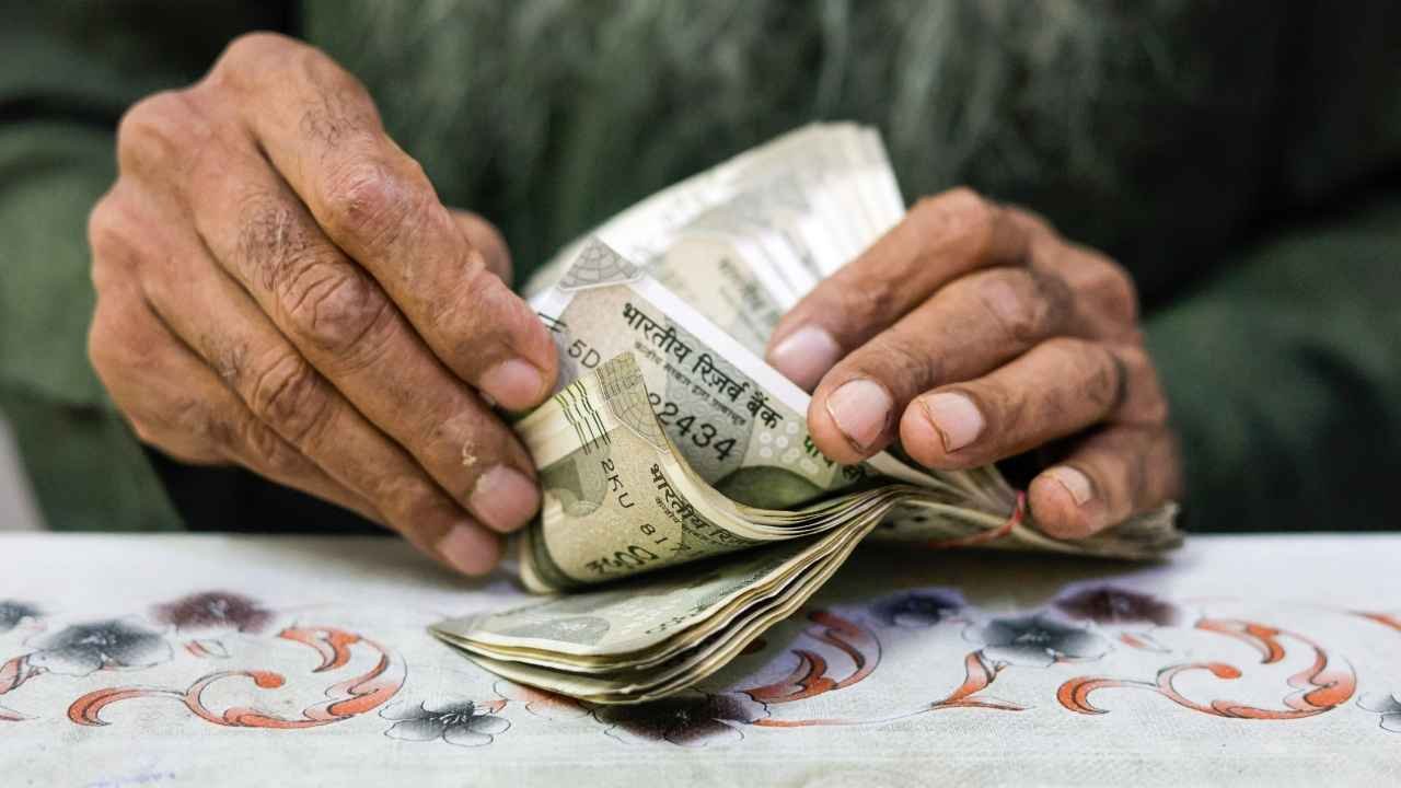 क्या एक साथ दो पर्सनल लोन ले सकते हैं? RBI के नियम और बैंक कैसे करते हैं फैसला