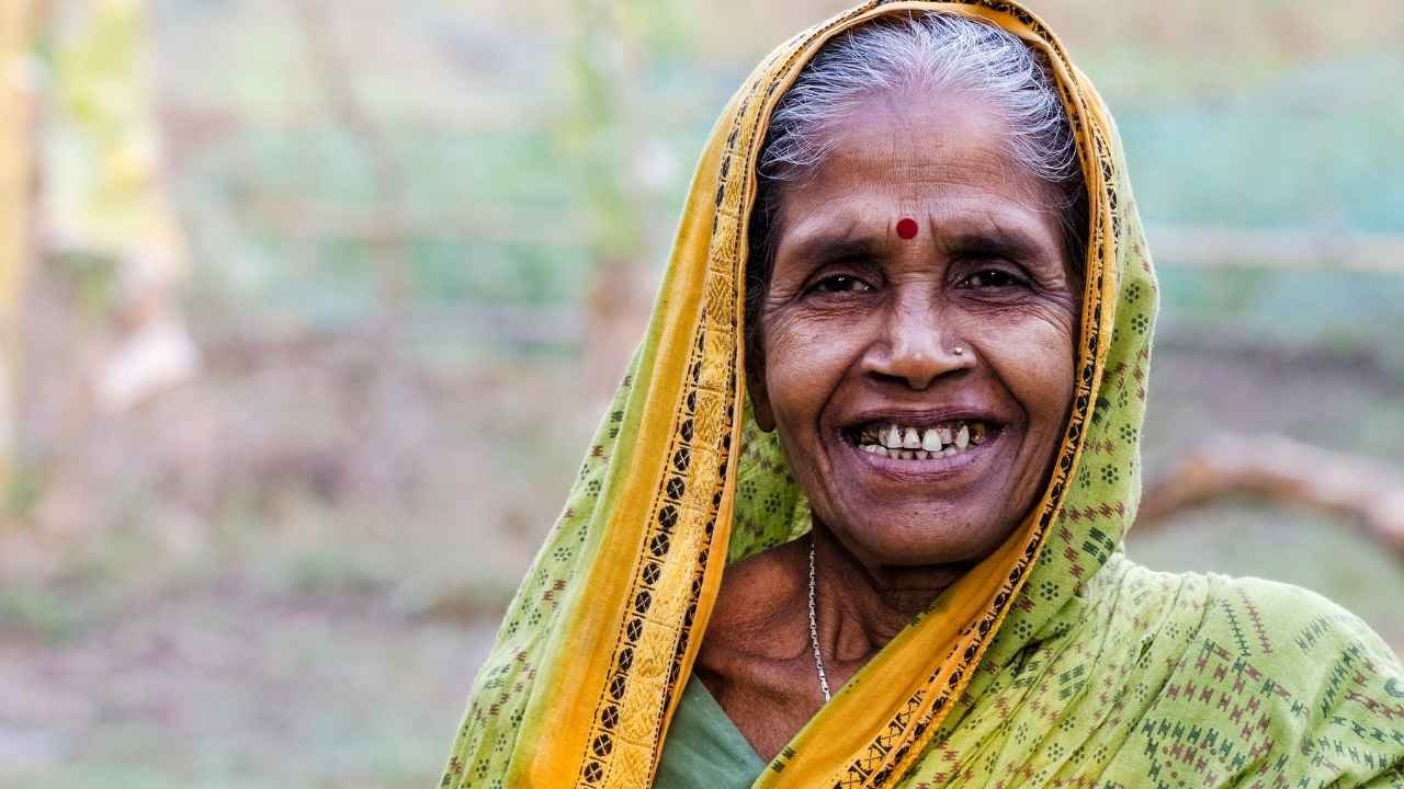 हरियाणा में बढ़ी वृद्धावस्था पेंशन: अब हर महीने इतने रुपये सीधे खाते में, बुजुर्गों को बड़ी राहत