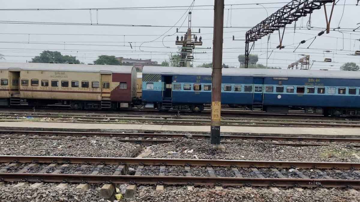 Rewari News: उर्स मेले पर रेलवे की बड़ी सौगात, रेवाड़ी से गुजरेंगी 2 स्पेशल ट्रेनें