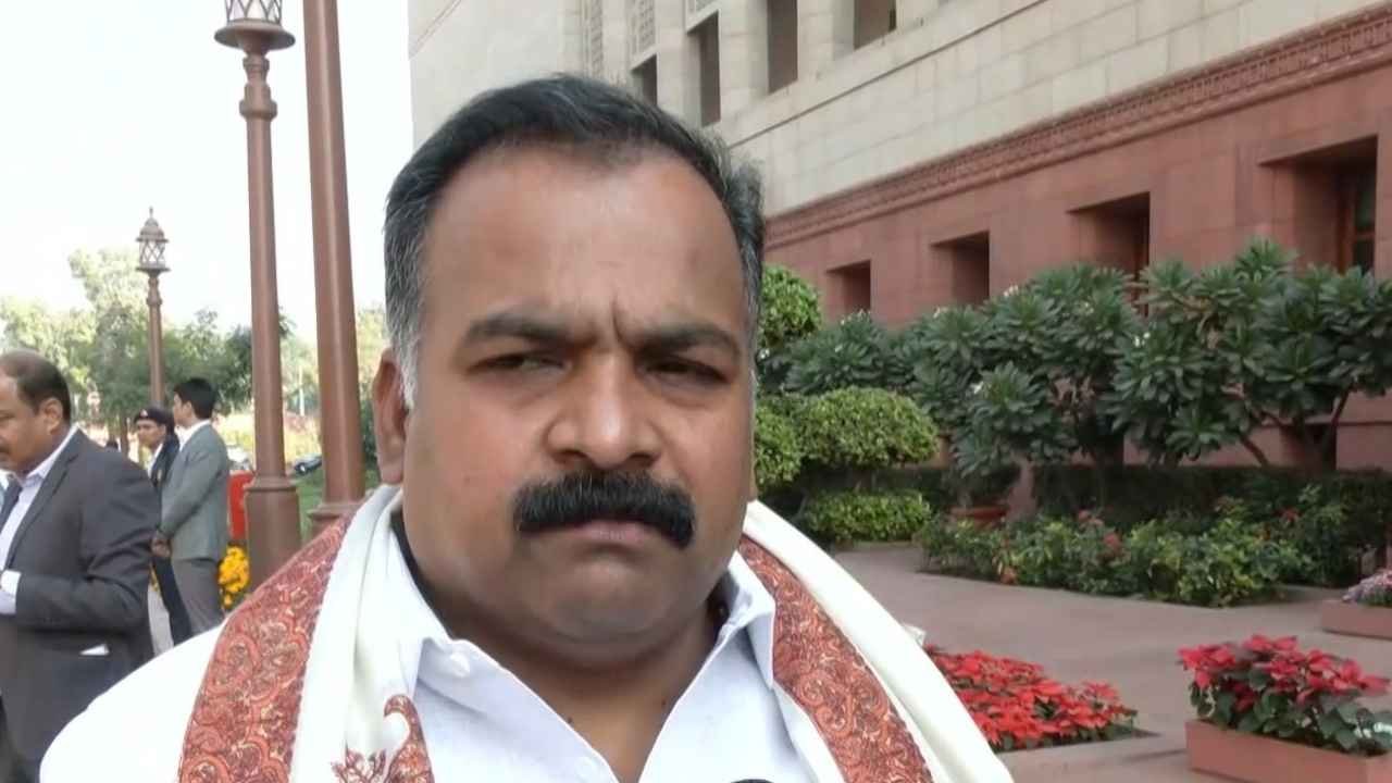 'सरकार अभी तक चुनाव सुधार की दिशा में नहीं सोच रही', विपक्ष के सांसदों ने निर्वाचन आयोग पर भी सवाल उठाए