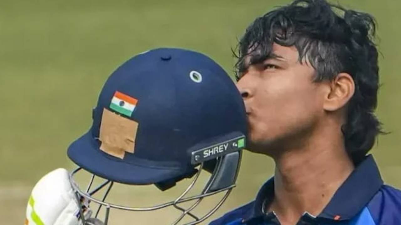 14 साल के वैभव सूर्यवंशी ने रचा इतिहास, विजय हजारे में 36 गेंदों में शतक से हिला दिया क्रिकेट जगत