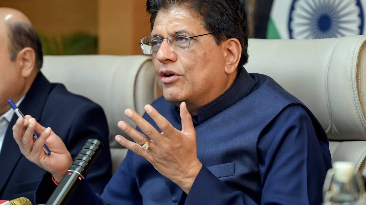 पीयूष गोयल का स्टार्टअप्स को गुरुमंत्र: रिस्क लेने से ही बनेगा विकसित भारत, स्पेस और डीप-टेक में मचेगी धूम