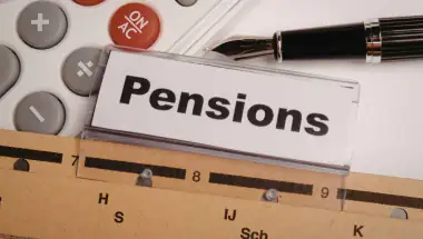 NPS की छुट्टी? सरकार का बड़ा दांव: 1 अप्रैल से लागू होगी 'गारंटीड' पेंशन योजना, जानें आपको क्या मिलेगा