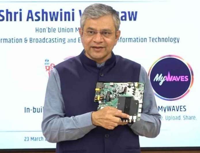 अश्विनी वैष्णव ने किया ‘MyWAVES’ और AI स्किलिंग का आगाज, अब बिना सेट-अप बॉक्स चलेगा DD Free Dish