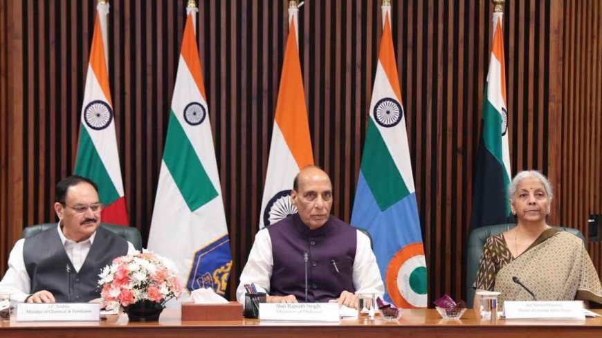 West Asia Crisis: क्या भारत पर पड़ेगा युद्ध का असर? रक्षा मंत्री राजनाथ सिंह की बड़ी बैठक, सरकार ने बनाया 'एक्शन प्लान'