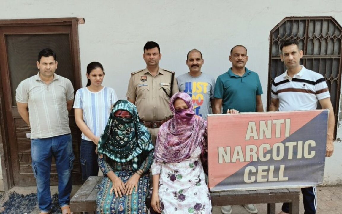 Home 13 Kurukshetra: Major police action, 14 kg marijuana recovered from two women