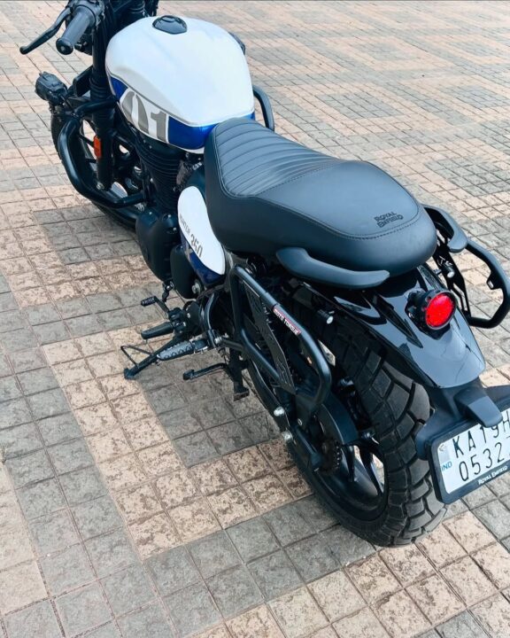 Royal Enfield Classic 250: स्टाइल और किफायत का शानदार मेल, इस दिन आयेगी शोरूम पर 3 royalenfieldindia hunter royal trendingsongs trend views likes hunter350 follower bike caferacerclub modified 18118393667754628605