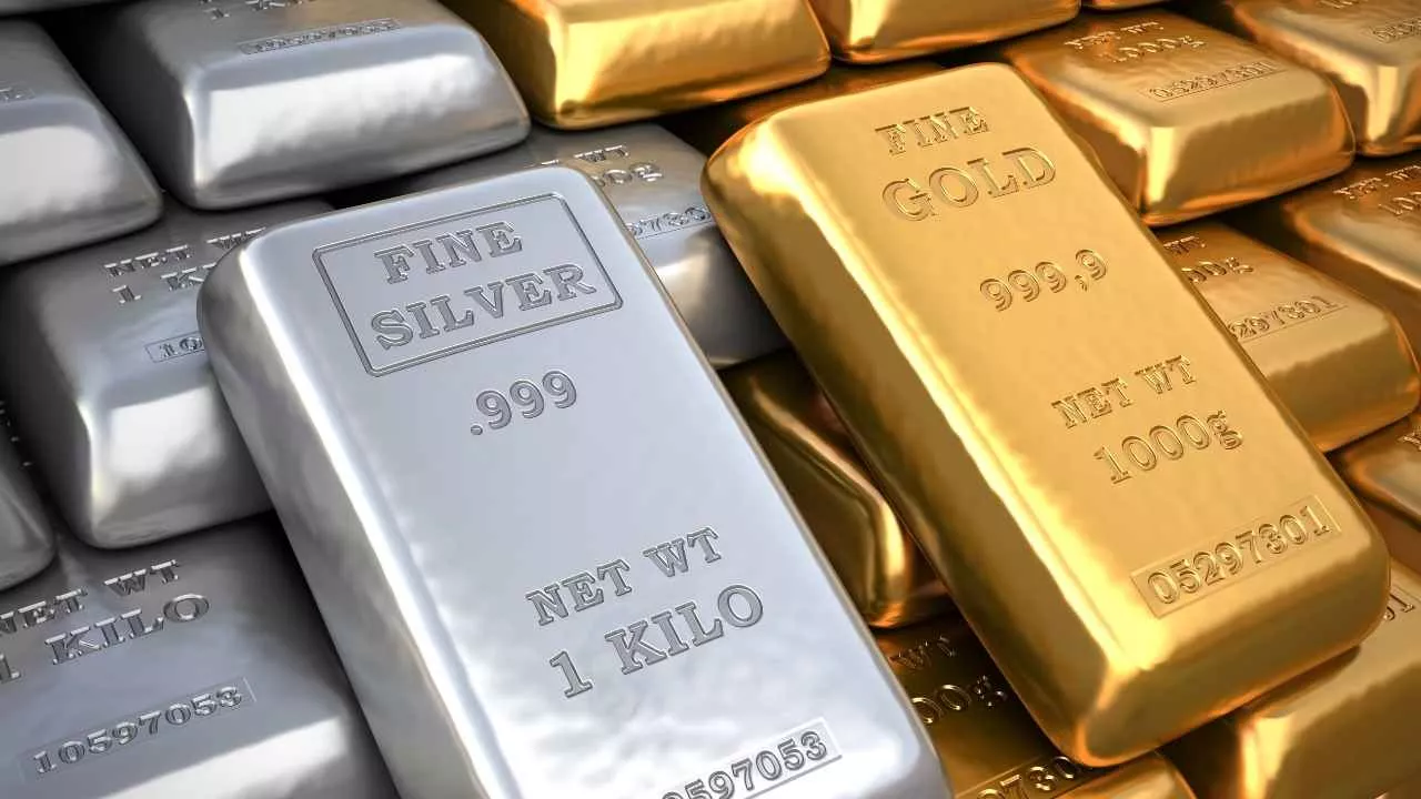 आज सोना या चांदी? निवेशकों के लिए बड़ा सवाल, Gold-Silver Price में दिखा नया ट्रेंड