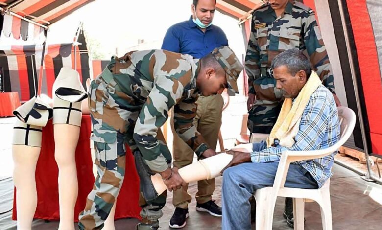 मणिपुर के तेंगनौपाल में असम राइफल्स का मेगा मेडिकल कैंप, 2000 ग्रामीणों को मिला मुफ्त इलाज