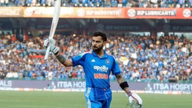 Virat Kohli Record: विराट कोहली ने रचा इतिहास, सचिन तेंदुलकर को पछाड़कर बनाया वर्ल्ड रिकॉर्ड, बने सबसे तेज 28,000 रन बनाने वाले खिलाड़ी