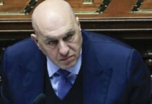 रक्षा मंत्री गुइडो क्रोसेटो