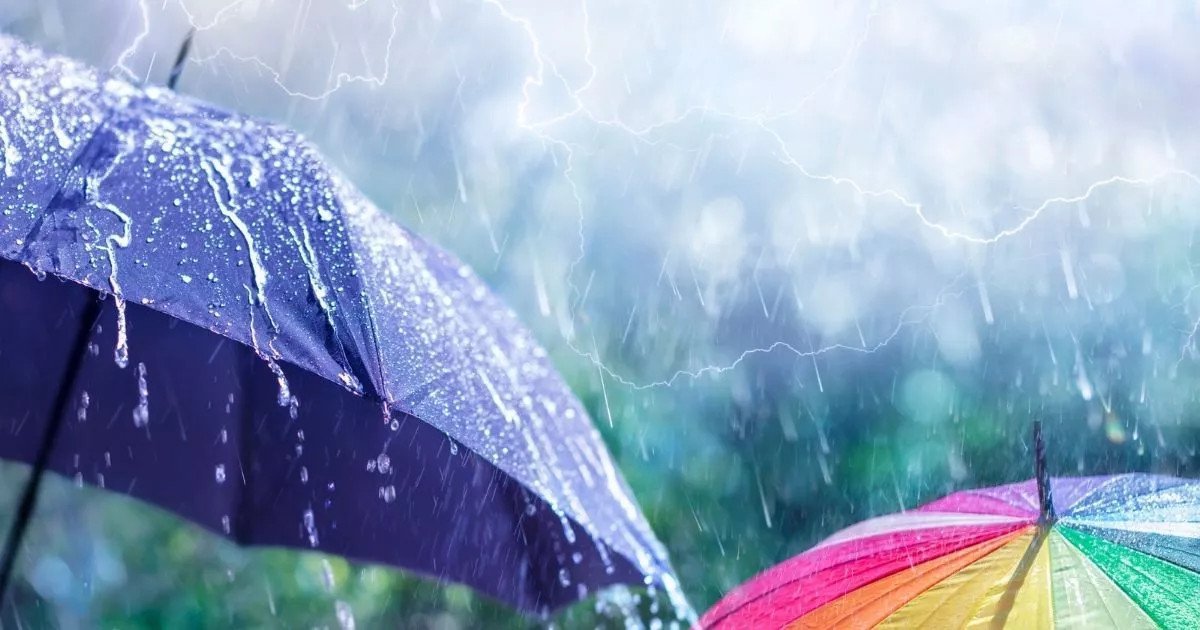 Haryana Weather Update: भयंकर लू के बीच अचानक बदला मौसम, सिरसा-दादरी में गिरे ओले, भिवानी-महेंद्रगढ़ में झमाझम बारिश